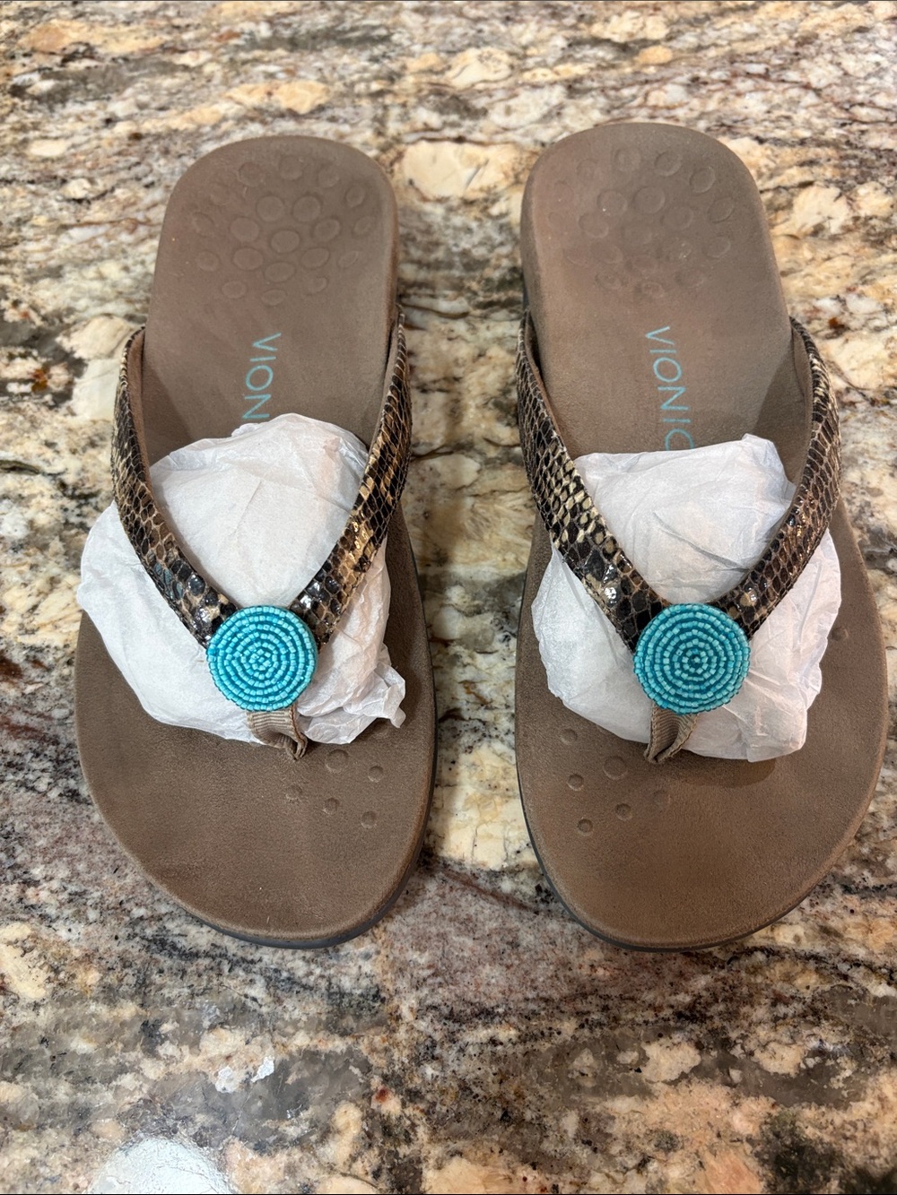 NWT Vionic Brown Snakeskin-Print Flip Flop Sandals with Turquoise Bead